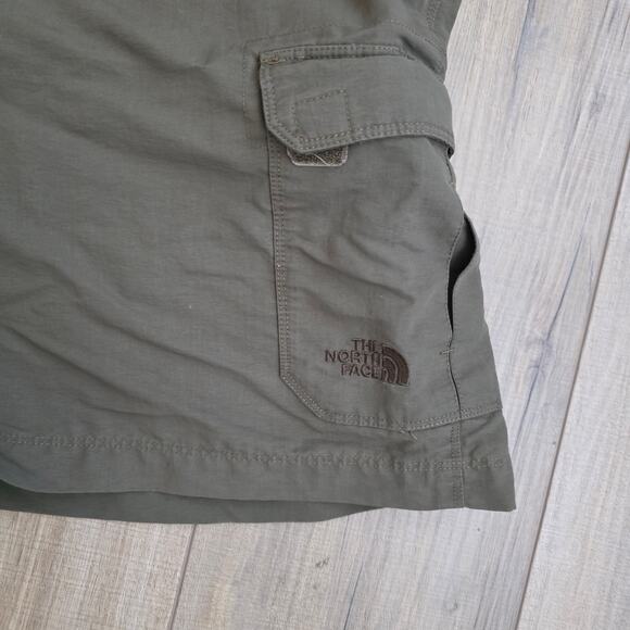 The North Face Olive Green Nylon Cargo Shorts Hiking Fishing Men Sz L - Picture 6 of 12